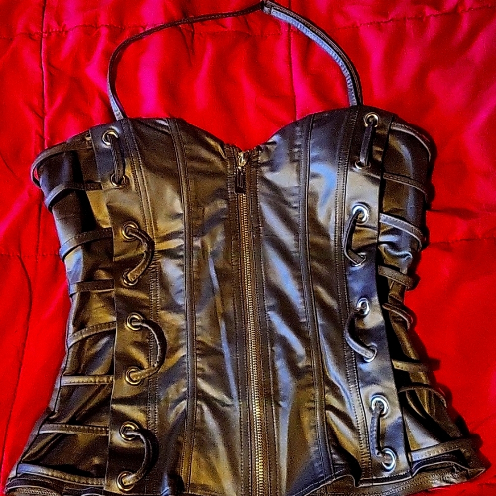 Silky, sexy Corset